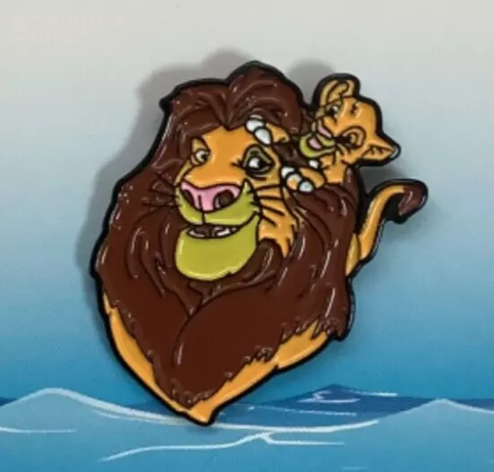 Disneys Mufasa & Simba / The Lion King Enamel Pin Badge