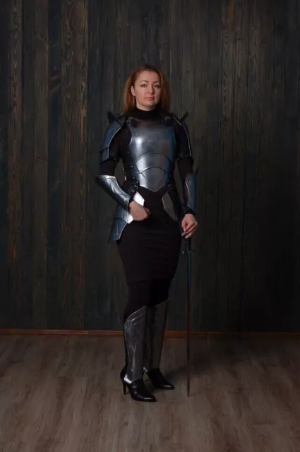 Mittelalterliche Rüstung KOMPLETTES SET Lady Larp „Königin des Krieges“...