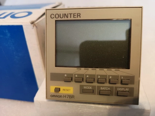 Counter Omron H7BR-BWVP 100-230VAC /#8 U4Y 7531