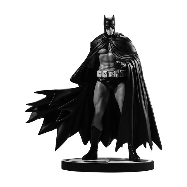 Batman Black & White Statue Batman by Mike Mignola