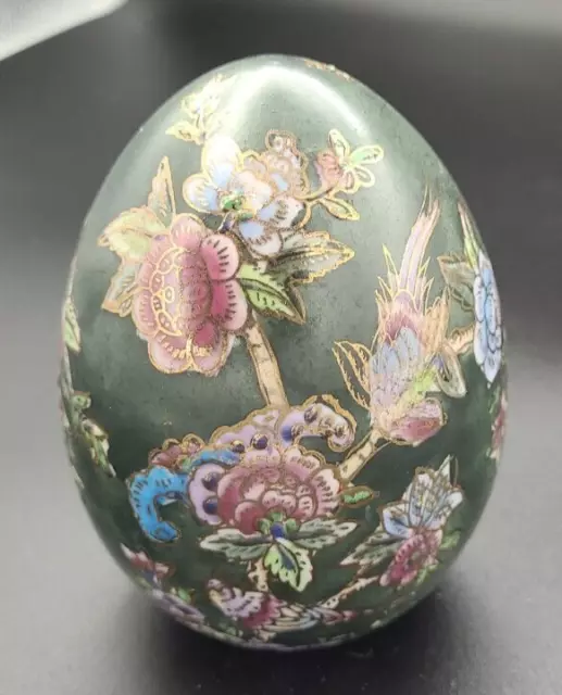 Vintage Hand Painted Ceramic Egg Flowers with Decorative Raised Gold Trim 3