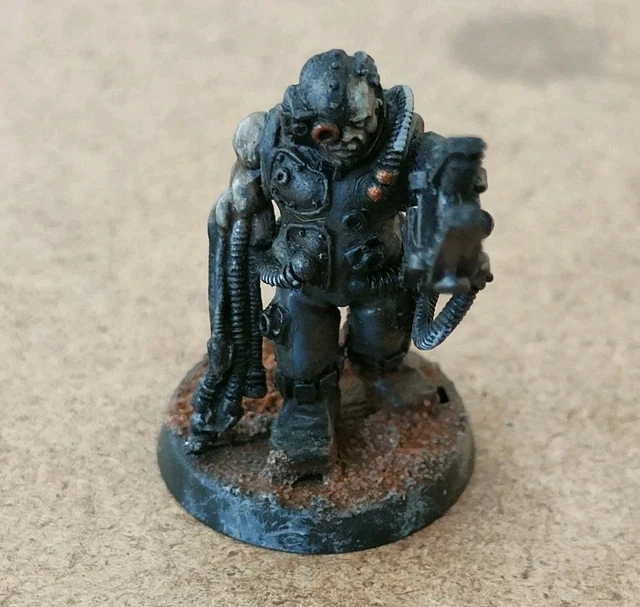 Techmarine Avec Servitors Warhammer 40K – Figurines Finecast – Neuf