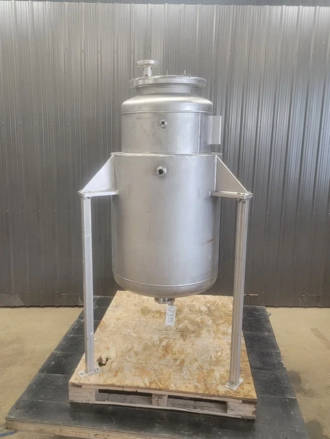 100 Gallon Stainless Steel Tank, Jacketed, Full Vacuum
