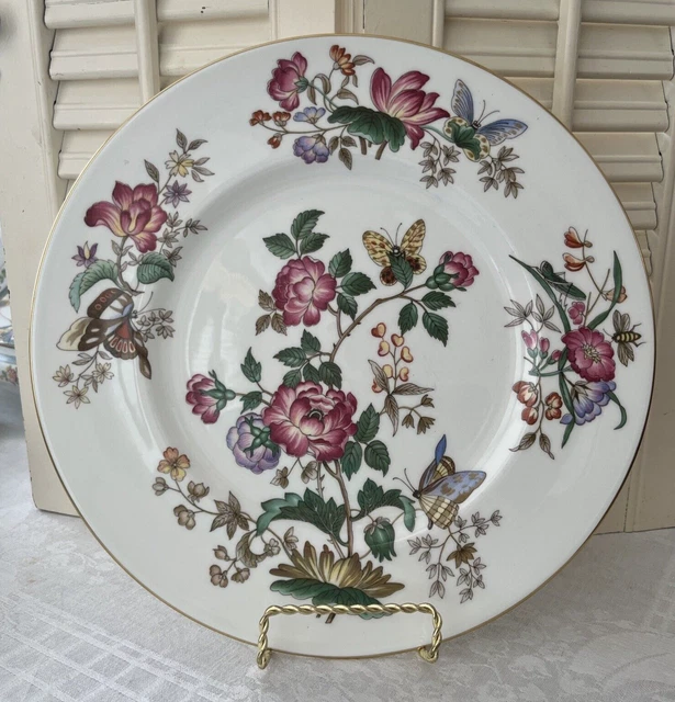 CHARNWOOD Wedgwood England 10.75" Dinner Plate