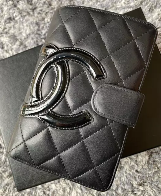 Authentic CHANEL Cambon Line Bifold Wallet Leather Black CC　15s　Lambskin　Wallet