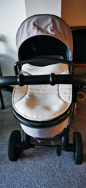 iCandy Peach pram and pushchair in dove grey. Carry cot and buggy