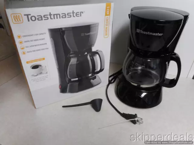 https://www.picclickimg.com/ghMAAOSwgiJlJa-D/Toastmaster-5-Cup-Coffee-Maker-Black-Brand-New.webp