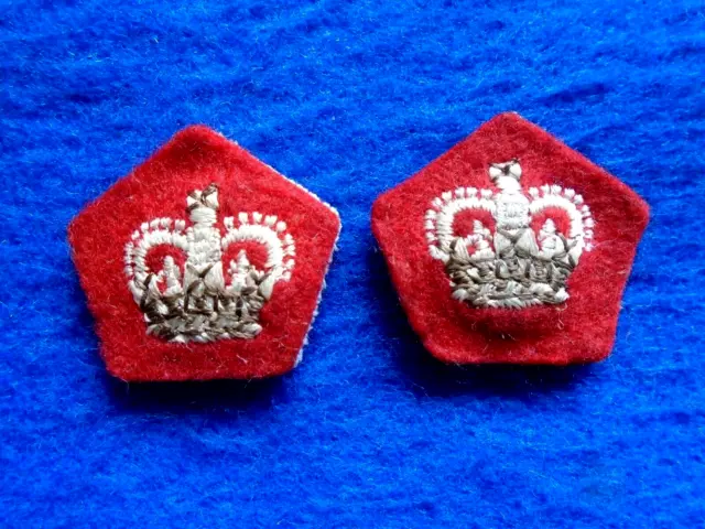 Pair Of Erii British Army Officers, Major, Woven Padded Rank Crowns