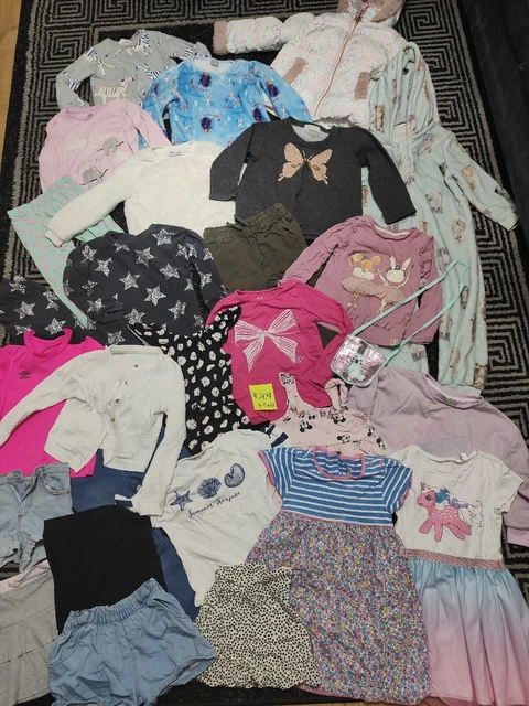 #209- Enorme pacchetto di vestiti per ragazze 4-5 anni GEORGE NEXT H&M ZARA M&S NOCE MOSCATA