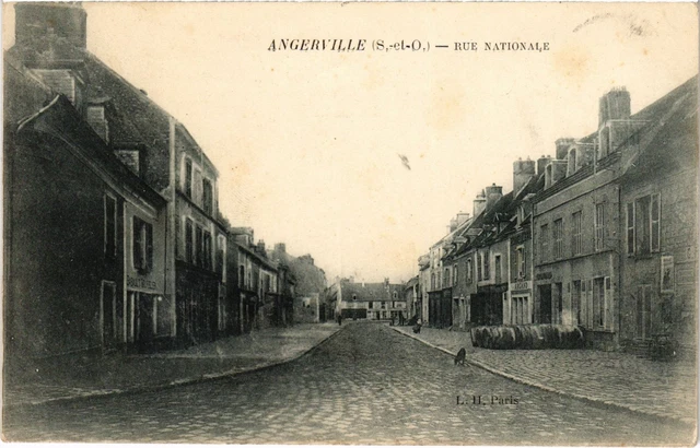 CPA Angerville Rue Nationale FRANCE (1371540)