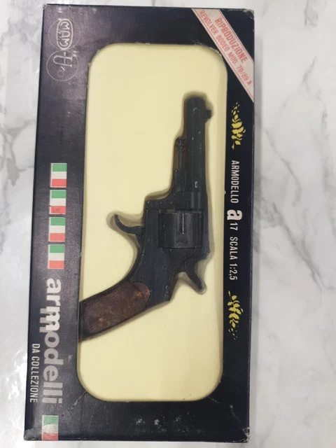 Italie - Armodelli MAM Uniwerk - Répliques Miniatures De 2 Fusils Equipement Militaire