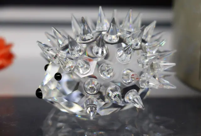Swarovski Silver Crystal Figurine MEDIUM HEDGEHOG 013265 / 7630 045 000 MIB