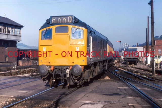 UK RAILWAY PHOTOGRAPH Of Class 25 25225. Rm25-430 £1.70 - PicClick UK