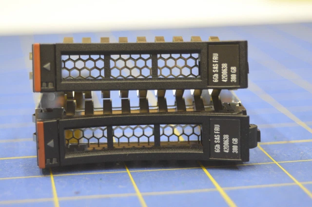 2 Drive Trays 2.5" Tray For IBM x3550 x3650 x3500 x3400 M2 M3 M4 44T2216 Caddy