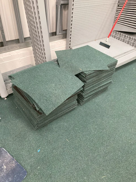 Green Carpet Tiles - job lot