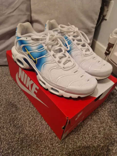 NIKE AIR MAX Plus Tn bianche + blu UK8 EUR 175,74 - PicClick IT