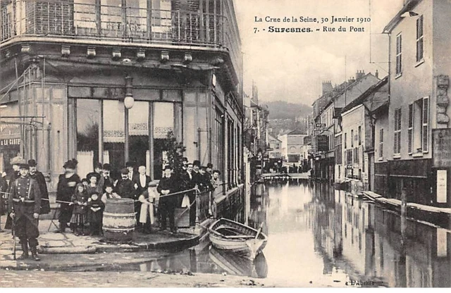 92 - SURESNES - SAN26082 - Rue du Pont - La Crue de la Seine 30 janvier 1910