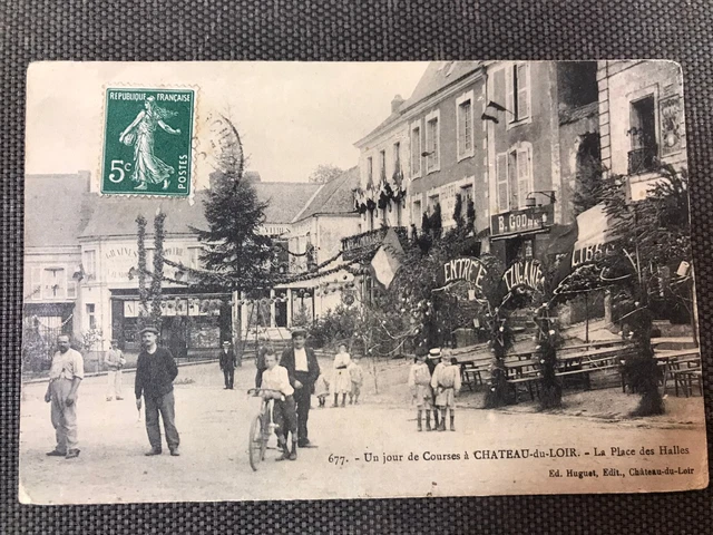 Carte postale ancienne cpa scène de vie fête à Chateau du Loir 72500 années 1920