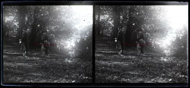 FRANCE Wood Couple c1910 NEGATIVE PHOTO Stereo Glass Plate VR22L27n9  