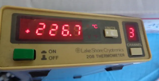 Lake Shore Cryotronics 208 Digital Thermometer C, F, K, & V Scales