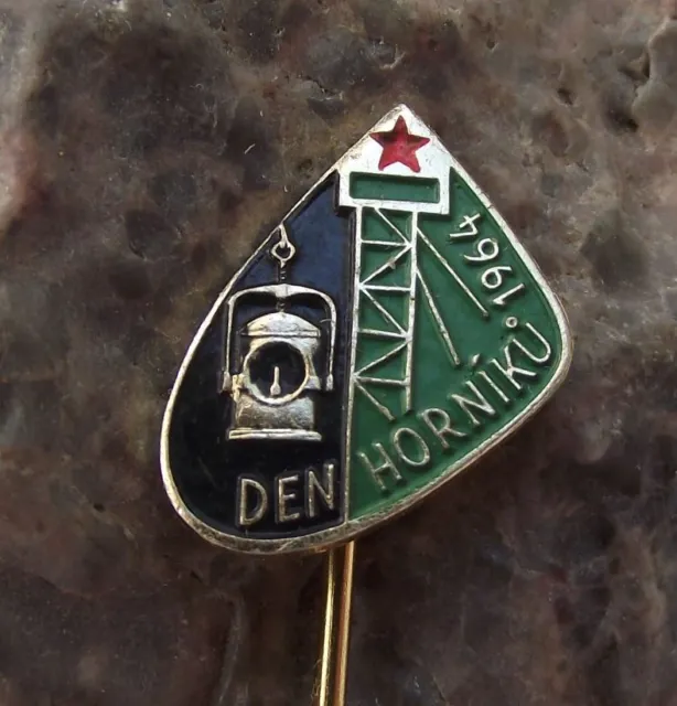 1964 National Czech Mining Miners Day Coal Mine Crossed Hammers Shaft Pin Badge