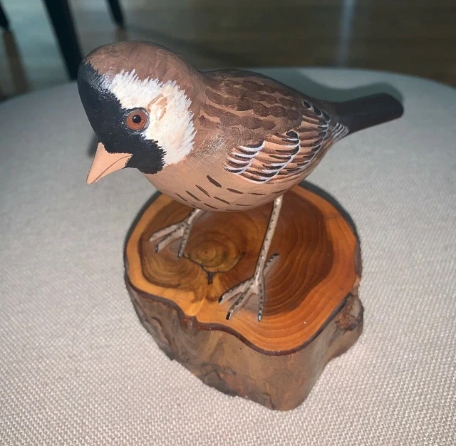 PA Artist Tom Ahern stunning carved, hand painted Bird Sculpture in Basswood-New