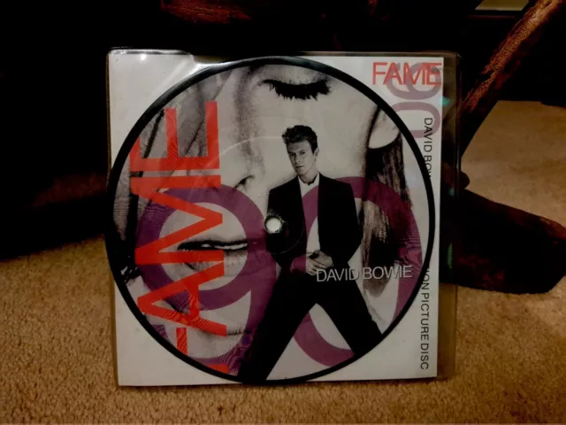 * David Bowie * 7 Inch Picture Disc * Fame 90 * Emi Usa *