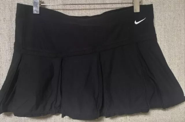 Nike Dri-FIT Skort - Black size S