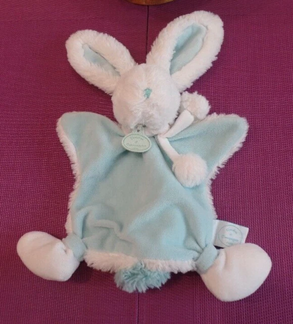 T1G / doudou lapin plat bleu blanc amande pompon DOUDOU ET COMPAGNIE