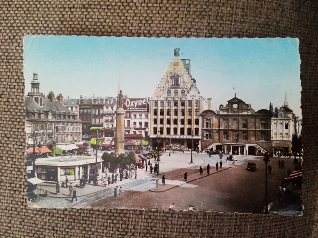 Cpa Lille Vue Panoramique Sur La Grand Place