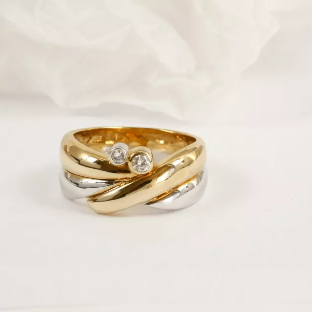 Ring in 585 Weißgold und Gelbgold 14 Karat mit Brillant 0,10 ct.w.si