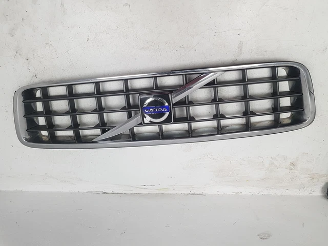 Volvo Xc90 2007-2010 Front Grill 30678980 / 30678983  12 Month Warranty