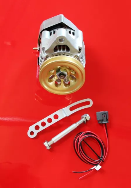 Alfa Romeo Giulia Giulietta Bertone 105 Racing Lichtmaschine als Set gold