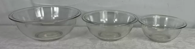 Set of 3 Glass Pyrex Nesting Mixing Bowls - 1, 1.5 & 2.5 Litres