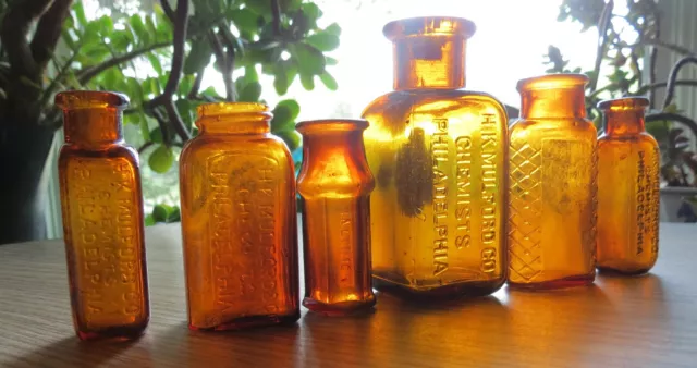 6 Old Amber Medicine Bottles - Hk Mulford - Poison - Sharp Dohme