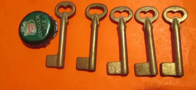 Lot Of 5 Vintage Open Barrel Skeleton Keys All Uncut Fancy Ornate More Listed