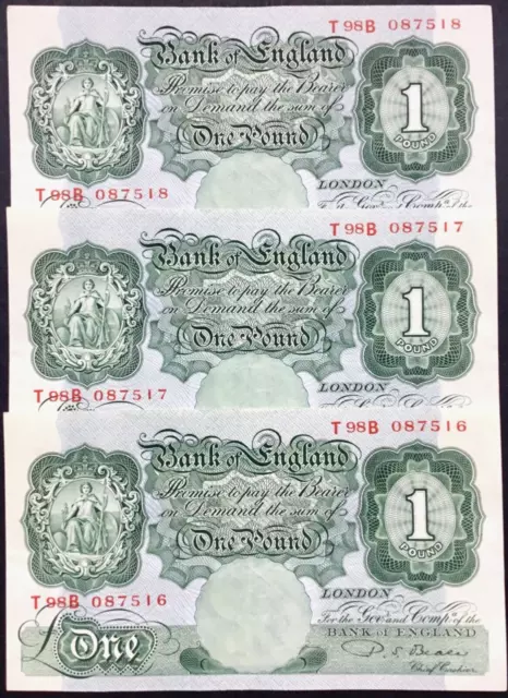 Bank of England 3 X £1 pound, Consecutive Numbers,Extremely Fine(Combined)