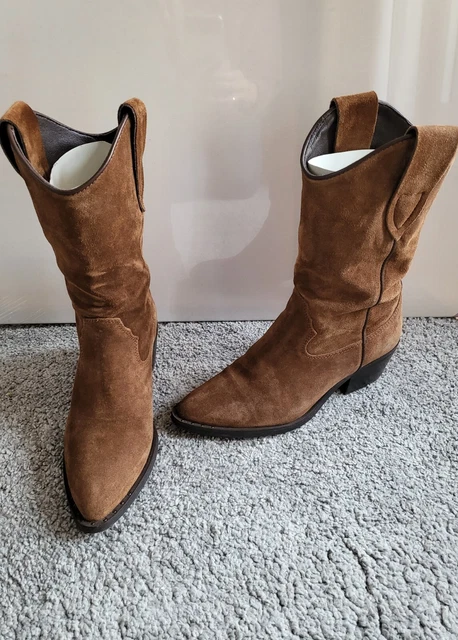 Bottes tendance esprit santiags faciles à combiner - cognac