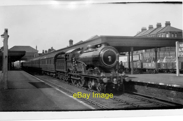8783 Train RAILWAY PHOTO 12X8 LNER 4-4-0 D16 8783 Up Express at New Southgate 9/5 ...