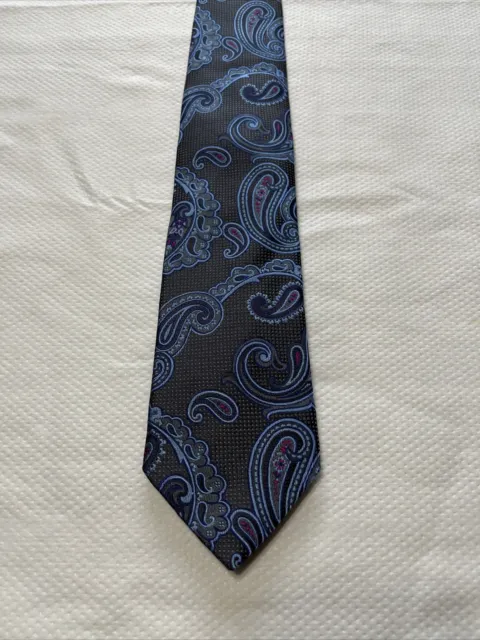David Donahue Men Italian Silk Tie Blue/Gray  Paisley Hand Made in USA EUC