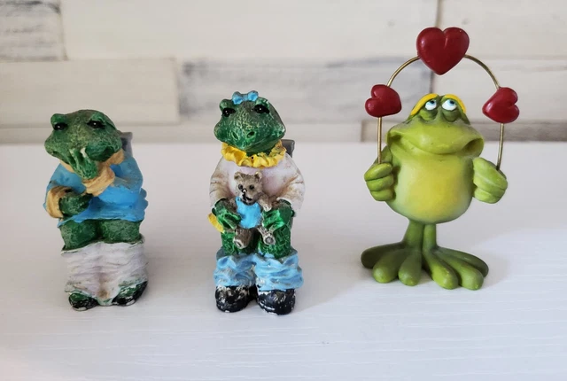 Set of 3 Green Frogs 2 On Toilets Resin Figurines Fun For Fairy Garden
