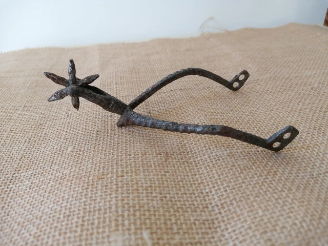Éperons Anciens Don Ricardo - Pour Collection Ou Déco - Occasion Bon État