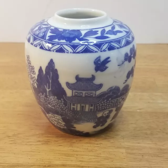 Vintage Seymour Mann China Blue Porcelain Blue & White Vase 6” Japan Minka Birds