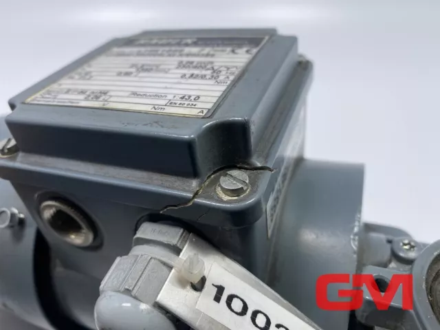 Bauer Danfoss Getriebemotor BS02-39V/D04LA4-K/E003B9 gear motor beschädigt 2