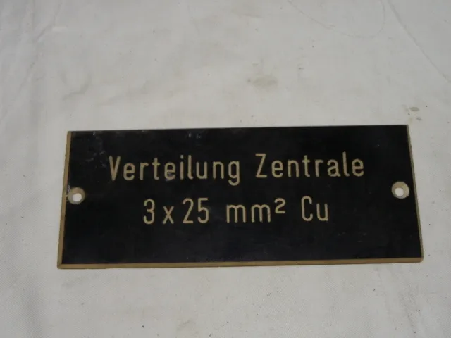 KUNSTSTOFFSCHILD "VERTEILUNG ZENTRALE 3 x 25 mm2 Cu" KUNSTSTOFF SCHILD