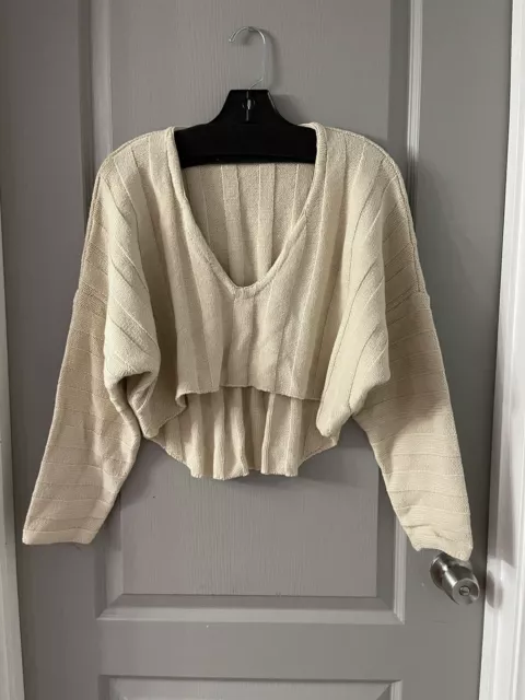 Women Forever 21 Beige Cropped Top Knitted Sweater Size Medium M