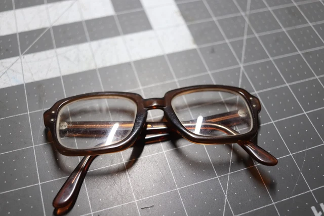 Vintage Romco USGI Military Issued Amber Rx 4 1/2 - 5 3/4 Frame 50-22 Male Vintage Romco USGI Military Issued Amber Rx 4 1/2 - 5 3/4 Frame 50-22 Male