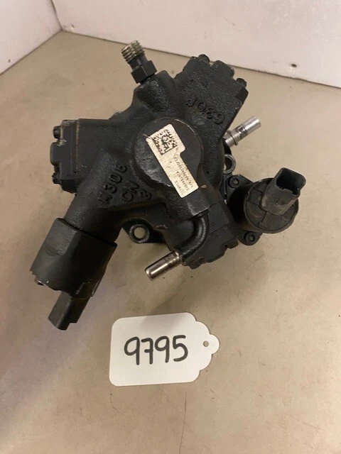 Set Of 4 Refurbished SIEMENS Diesel Fuel Injectors - Part #5WS40148Z For Citroen C2/C3, Ford Fiesta TDCI