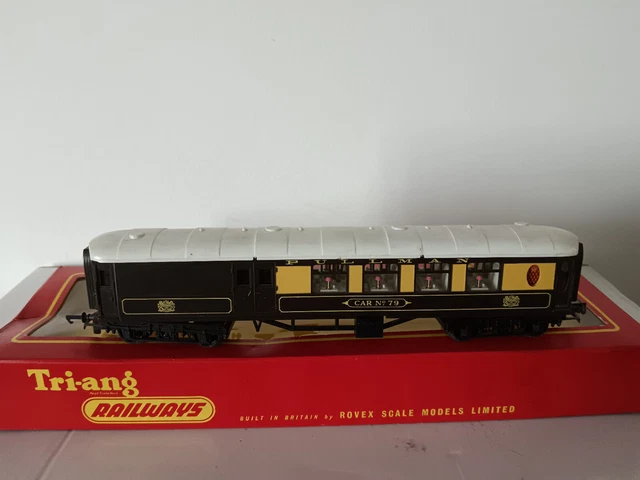 TRIANG OO GAUGE R328 Pullman Brake 2nd Coach 
