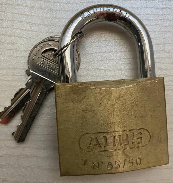 ABUS Vorhängeschloss Messing 85/50 2er Set – Gleichschließend, Mit 10 Schlüsseln, Nano Protect, Sicherheitslevel 7